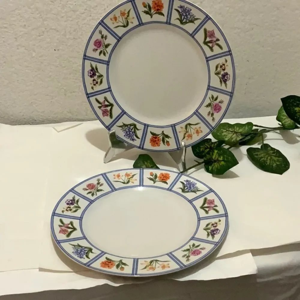 2 AMERICAN ATELIER ELIZABETH 5020 Dinner Plate Granny Core Floral Gingham A2